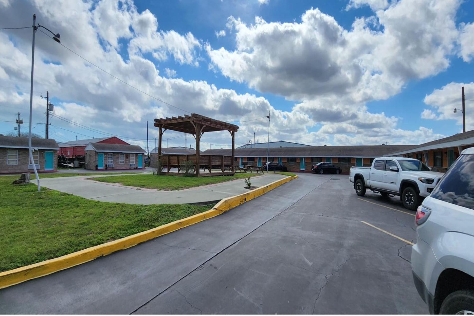 Gulfway Motel By Oyo Near Airport I 37 Корпъс Кристи Екстериор снимка